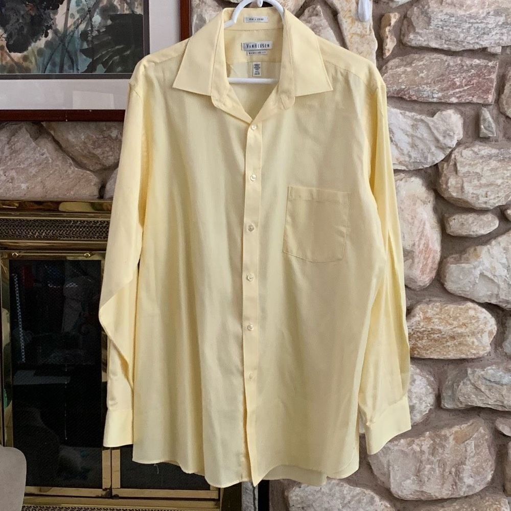 👔Van Heusen Long sleeve button down shirt